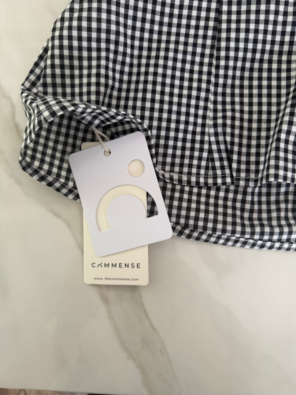 Commense Black and White Gingham Sleeveless Blouse - Picture 3 of 4